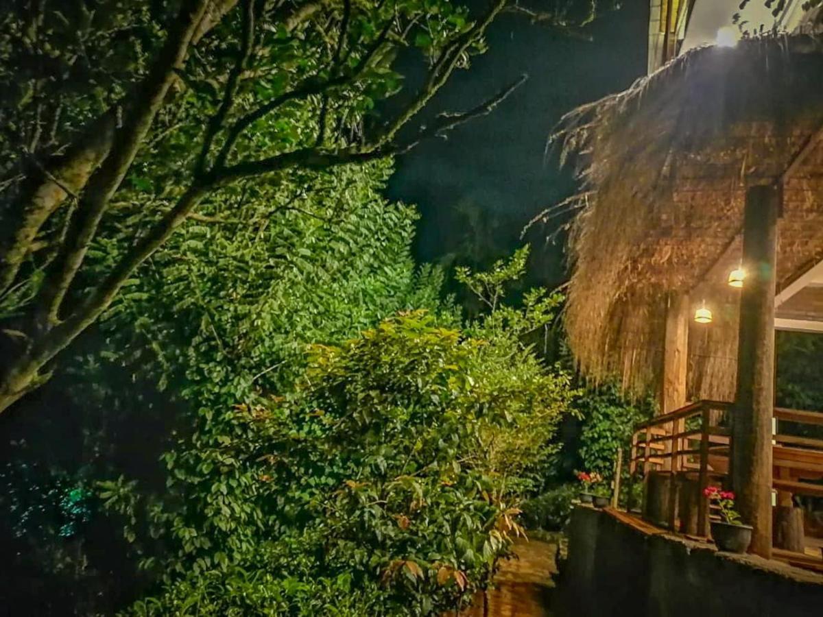 Ella Nine Arch Spice Garden Hotell Exteriör bild